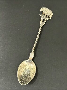 Vintage Yellowstone National Park Sterling Silver Bear Handle 4” Souvenir Spoon